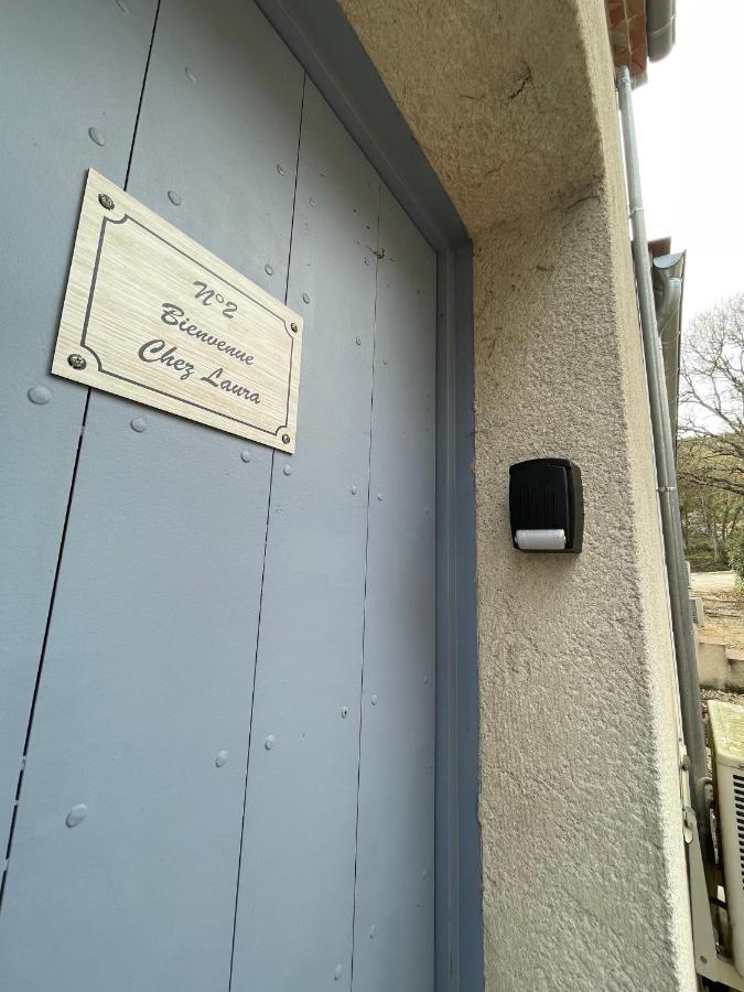 Chez Laura Pres Du Pont D'Arc Villa Salavas Exterior photo